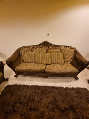 sofa set 2+2+3 for sale