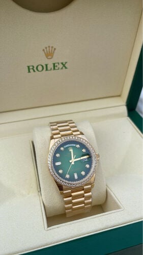 ساعه ذهب عيار ١٨