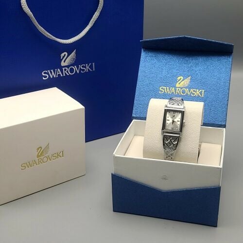 سوارڤسكي,عروض