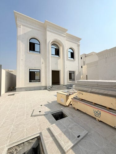 للبيع فلل بمعيذر 600 متر 