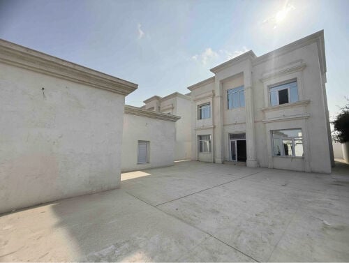 للبيع فيلا راقية بازغوى