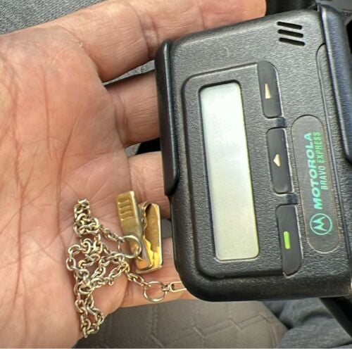 ‏ Bleep pager Vintage Motorola 