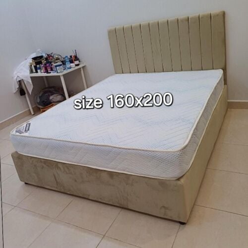 صندوق ومرتبة زنبركية