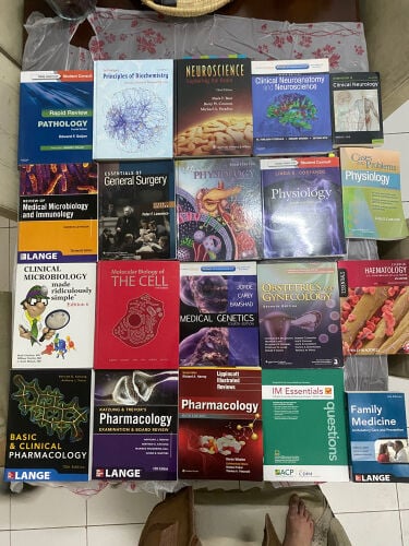 20 medicine university books