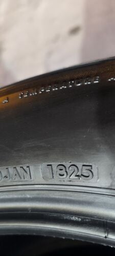 275/50/22 Bridgestone, 2025 Year