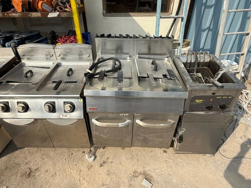 معدات مطعم للبیع 