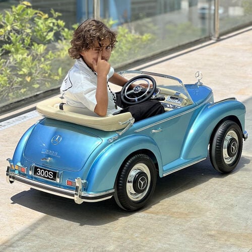 مرسيدس اس 300