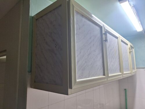 خزانة مطبخ المونيوم