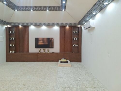 ديكورات خشبية وكبت