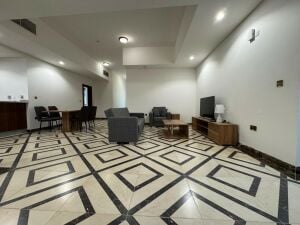 شقة مفروشة للإيجار غرفتين وصالة