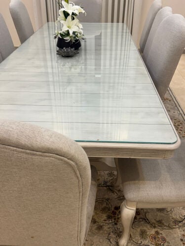 Dinning table
