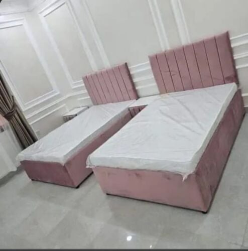 سرير ومرتبة