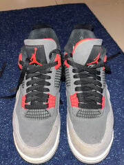 Jordan 4s size 41