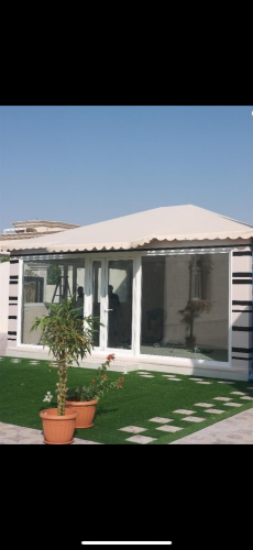 بيوت الشعر والمجالس الملكية خيام