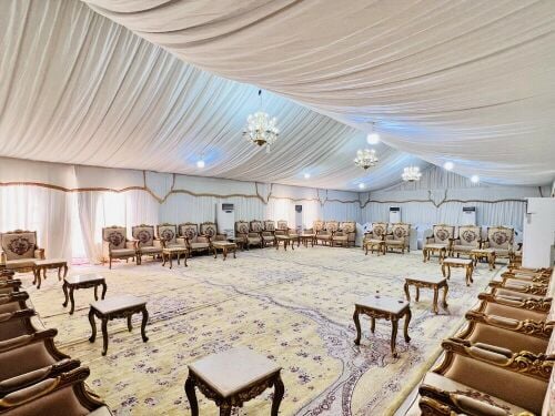 طاولات ازاز