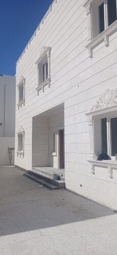 للبيع فيلا جديدة بالغرافة