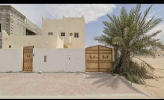 للبيع فيلا بالرويس