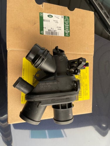 Thermostat - LR117568