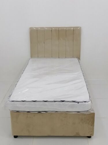 سرير ومرتبة