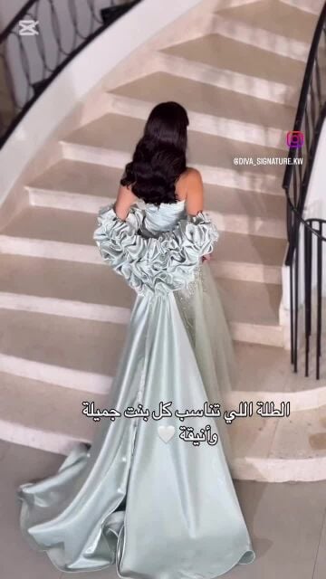 فستان جديد غير مستعمل من مصممه