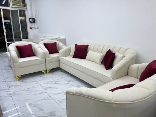 طقم كنب جديد جاهز للبيع