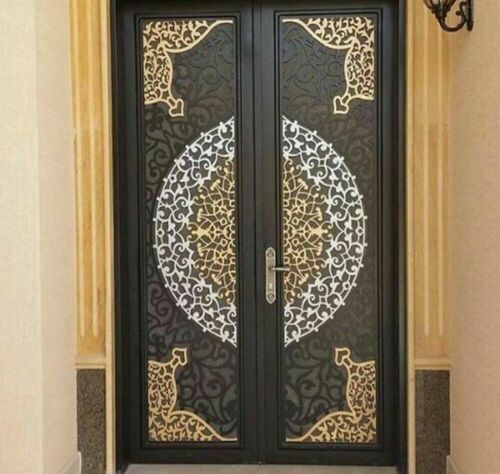 صباغ أبواب الحديد