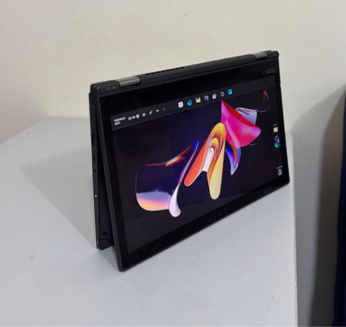 Lenovo 2 in1 touch ,8tn gen 