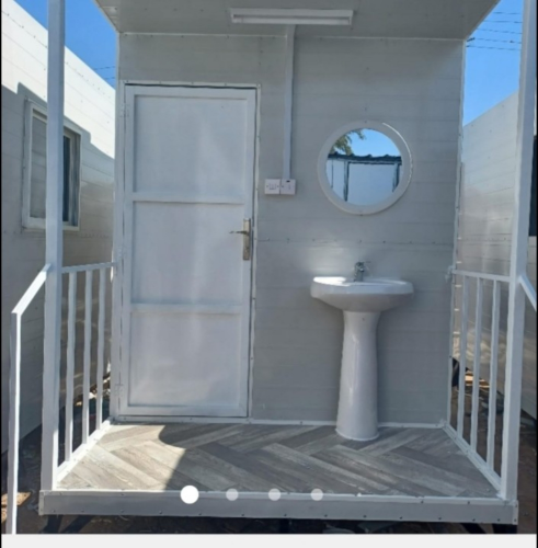 Caravan, Toilet, Cabin & Kitchen
