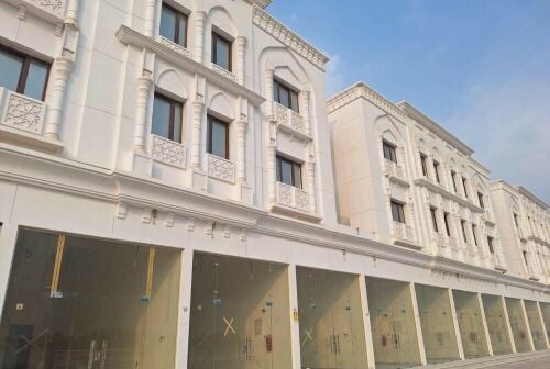 للايجار شقه أول ساكن ام صلال علي