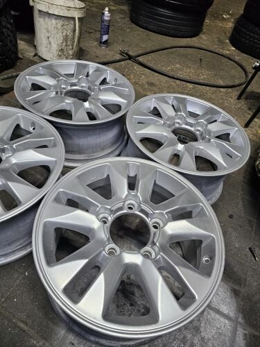 17" inch TOYOTA original wheel