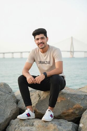 آلطاف حان