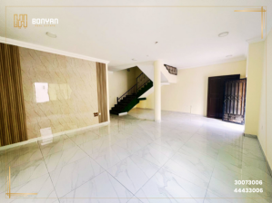 Unfurnished 5bhk villas- Azghawa