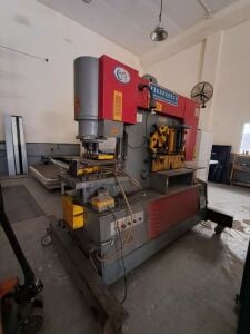 Zhongyi Hydraulic Iron Machine