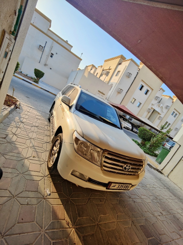 Land Cruiser VXR