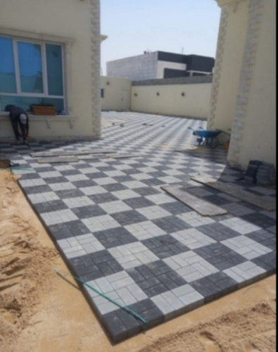 توريد وتركيب بلاط الحوش