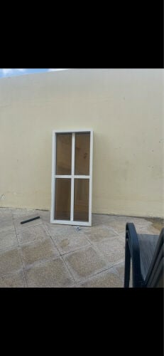 باب المنيوم وزجاج