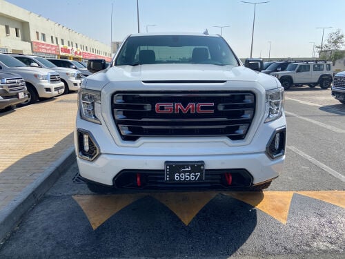 GMC AT4 2022 white 
