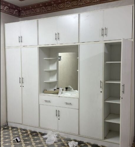 نجار فك وتركيب غرف النوم والستائر