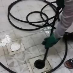 تسليك المجاري وتنظيف المناهيل