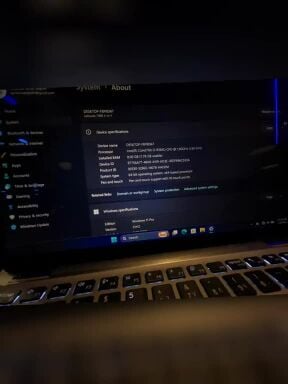 DELL LATITUDE-7400 2-in-1.
