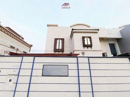 للايجار فيلا اداريه بمنطقة نعيجه