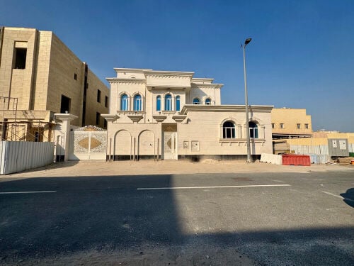 للبيع فيلا جديد في الوكير 