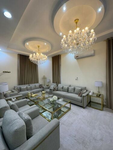 ام قرن فيلا مستقلة مفروشة