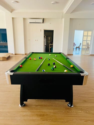 billiard table 9 feet