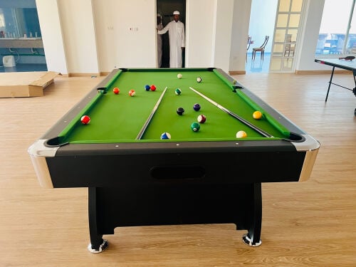طاولة بلياردو 9 قدم