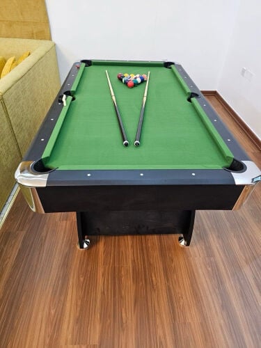 طاولة بلياردو 7 أقدام
