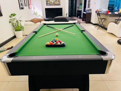 طاولة بلياردو 8 أقدام