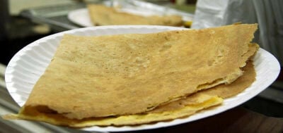  Raqaq Bread Maker Female  
