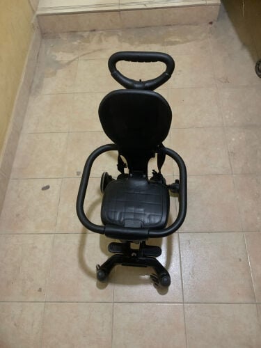 دراجة أطفال صغار 