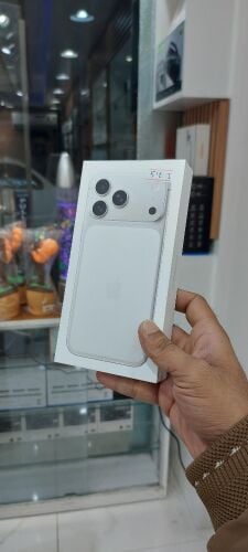 iphone 17promax 512 silver